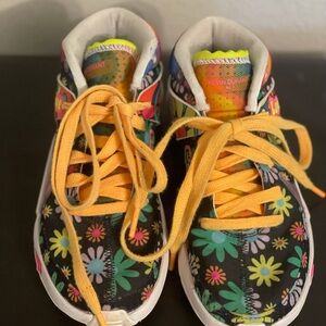 Kd easy money snippers basketball shoes